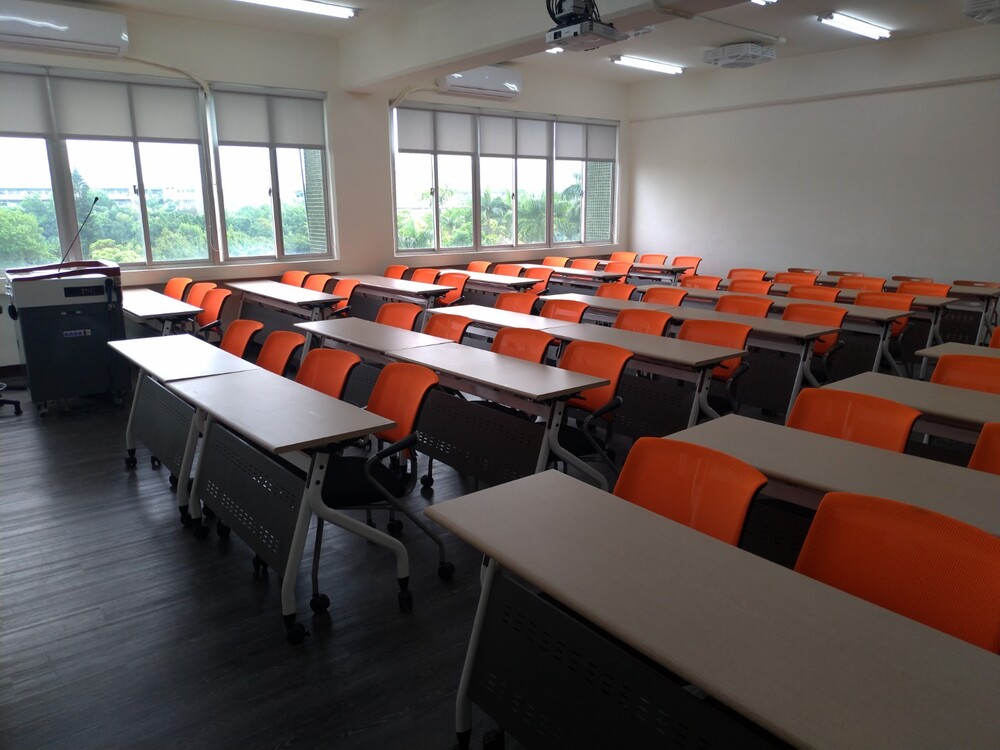 一般教室圖片